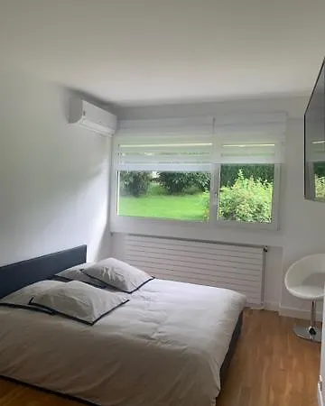 Bed & Breakfast Les D'hotes Du Golf, 91830